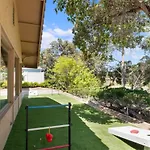 Home In San Diego! The Blue Leaf With 3Bed 2Bath, Golf, Large Yard!